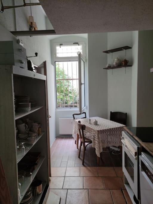Schoeneberg Holiday Flat & Art Gallery Berlin Luaran gambar
