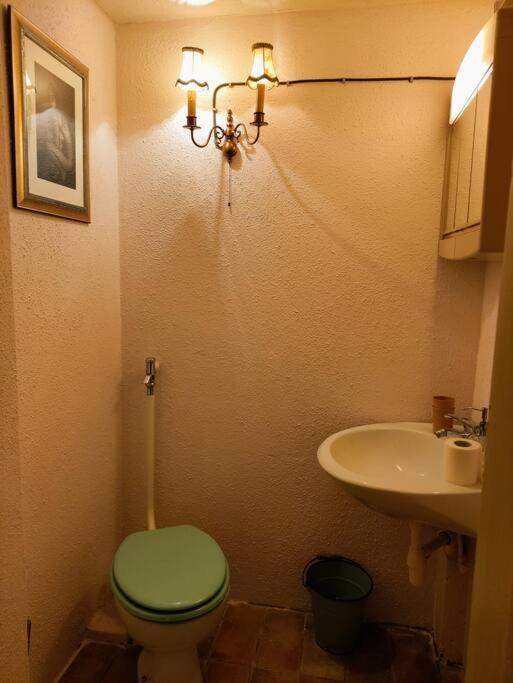 Schoeneberg Holiday Flat & Art Gallery Berlin Luaran gambar